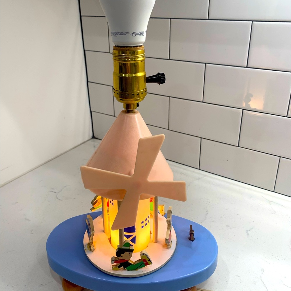 Dolly Toy Company Vintage Carousel Musical Lamp Brahms Lullaby Made Switzerland